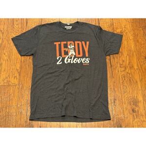 BreakingT Teddy Bridgewater Two Gloves 2021 T-Shirt - Unisex L